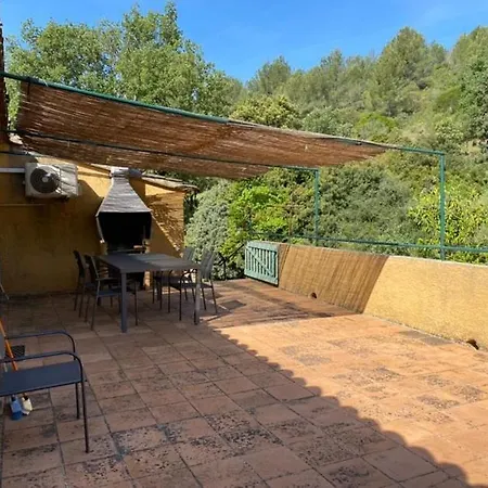 Domaine Des Fouques Йер