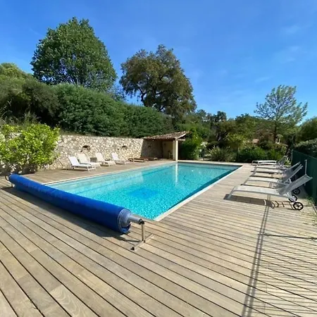 Domaine Des Fouques *