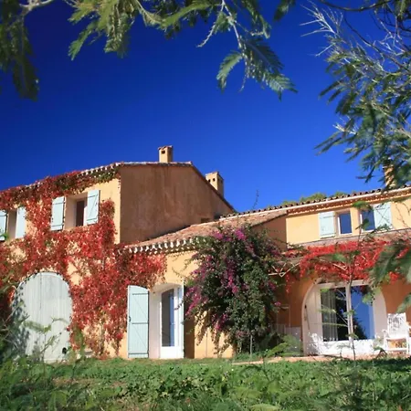 Дом отдыха Domaine Des Fouques *