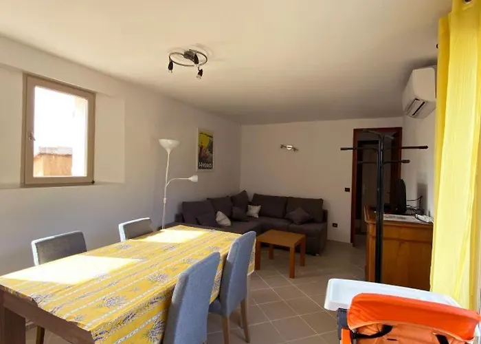 Holiday home Domaine Des Fouques *